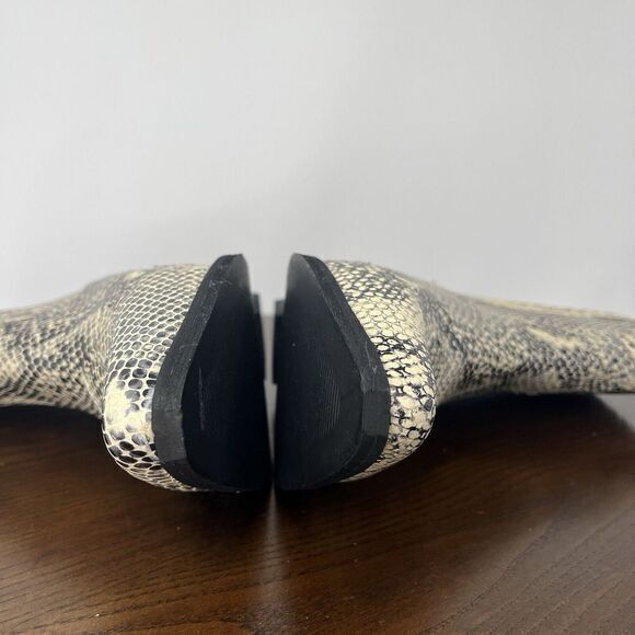 Matisse Avery Ankle Boots Women's 8.5M Beige Snakeskin Print Leather Pointed Toe - Picture 16 of 16